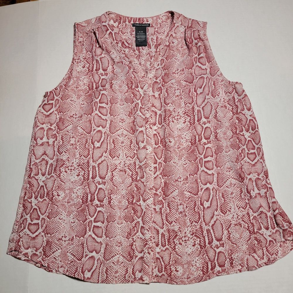 Chelsea & Theodore No Sleeve Blouse Maroon Snake Skin Full Button - Size XL